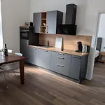 Winzervilla Kammerhof - 3x Stilvolle & Geraeumige Fewos Mit Moselblick, 2-12 Gaeste Buchbar, Direkt Am Moselradweg *