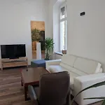 Winzervilla Kammerhof - 3x Stilvolle & Geraeumige Fewos Mit Moselblick, 2-12 Gaeste Buchbar, Direkt Am Moselradweg * Браунеберг