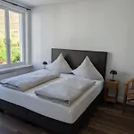 Winzervilla Kammerhof - 3x Stilvolle & Geraeumige Fewos Mit Moselblick, 2-12 Gaeste Buchbar, Direkt Am Moselradweg Апартаменты