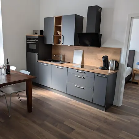 Winzervilla Kammerhof - 3x Stilvolle & Geraeumige Fewos Mit Moselblick, 2-12 Gaeste Buchbar, Direkt Am Moselradweg *