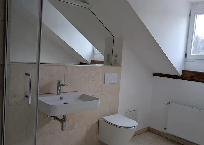 Appartement Winzervilla Kammerhof - 3x Stilvolle & Geraeumige Fewos Mit Moselblick, 2-12 Gaeste Buchbar, Direkt Am Moselradweg Brauneberg