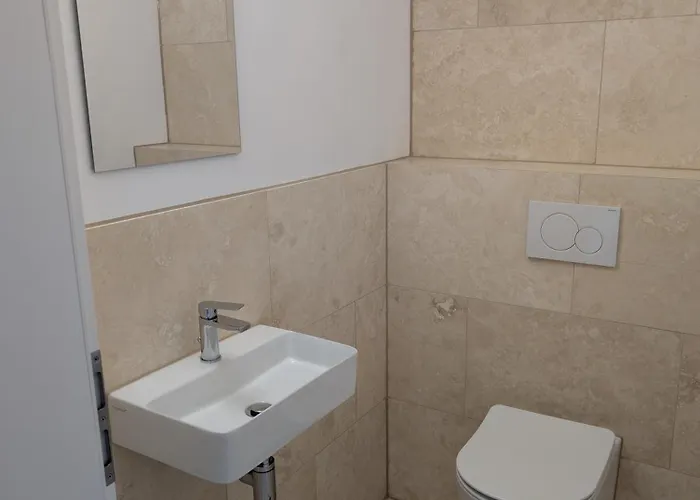 Winzervilla Kammerhof - 3x Stilvolle & Geraeumige Fewos Mit Moselblick, 2-12 Gaeste Buchbar, Direkt Am Moselradweg * Brauneberg