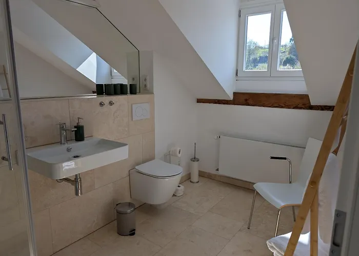 Appartement Winzervilla Kammerhof - 3x Stilvolle & Geraeumige Fewos Mit Moselblick, 2-12 Gaeste Buchbar, Direkt Am Moselradweg *