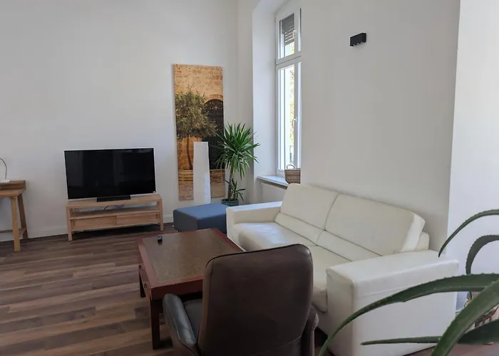 Winzervilla Kammerhof - 3x Stilvolle & Geraeumige Fewos Mit Moselblick, 2-12 Gaeste Buchbar, Direkt Am Moselradweg * Brauneberg